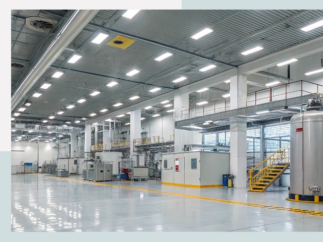 Освещение ангаров в Бердске от 625 руб. - Эффективные решения