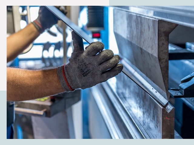 Гибка металла в Бердске